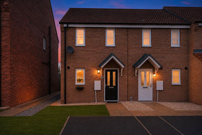 2 Bedroom End Of Terrace House For Sale In Avalon Gardens, Harworth, DN11