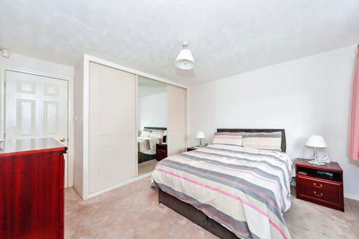 3 Bedroom Bungalow For Sale In Orchard Haven, Great Sutton, Ellesmere Port, Cheshire, CH66