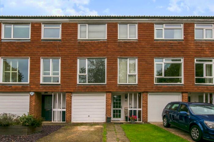 4 Bedroom House To Rent In Thurlow Park Road, West Dulwich, London, SE21