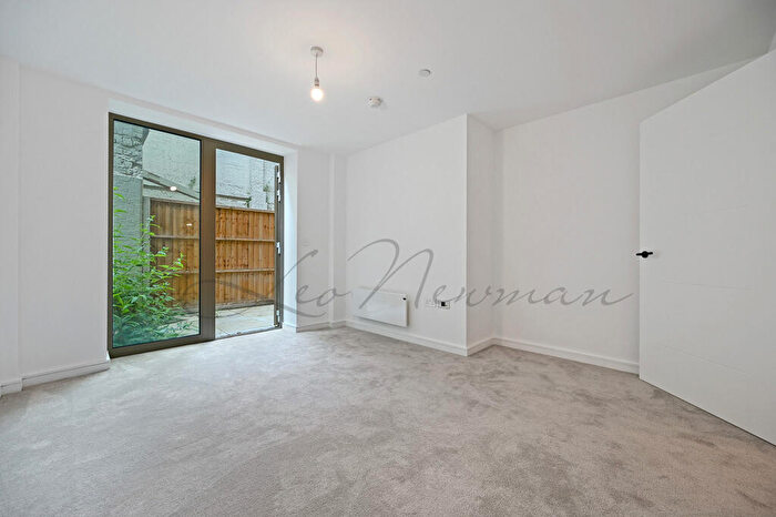1 Bedroom Flat To Rent In Caroline Street, London, E1