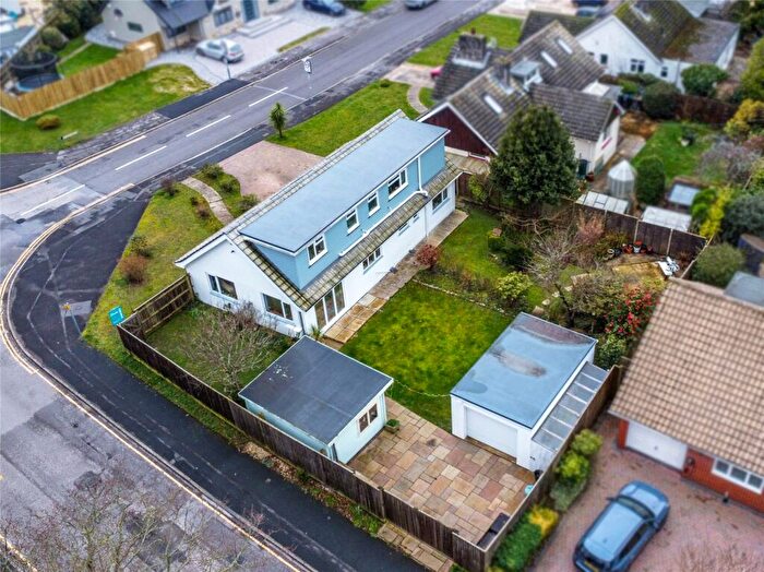 6 Bedroom Bungalow For Sale In Denham Drive, Highcliffe, Christchurch, Dorset, BH23