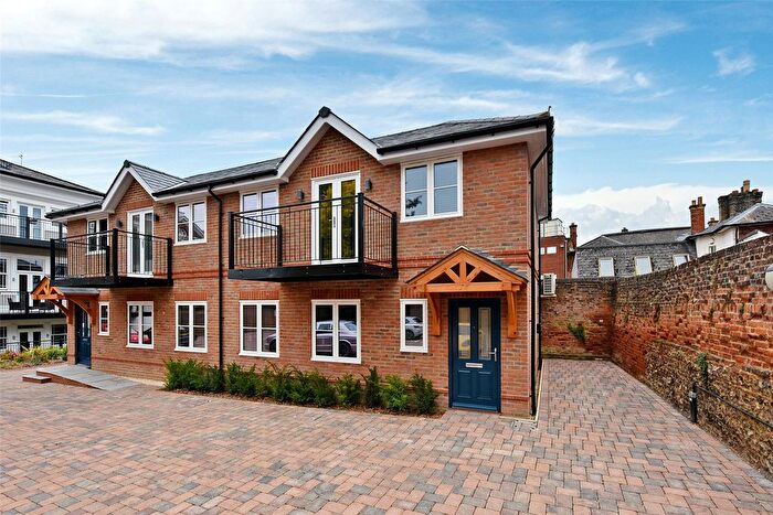 2 Bedroom Semi-Detached House To Rent In Institute Road, Marlow, Buckinghamshire, SL7