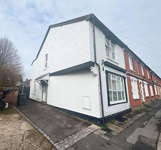 1 Bedroom Maisonette For Sale In Springfield Road, Guildford, GU1