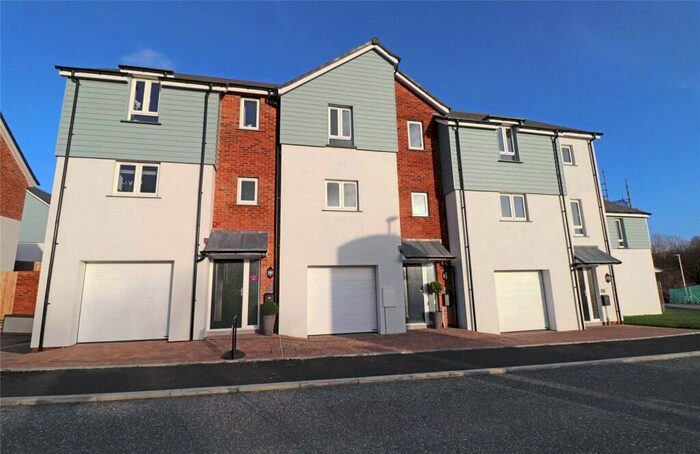 3 Bedroom Terraced House To Rent In Holsworthy, Devon, EX22