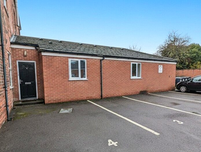 2 Bedroom Flat For Sale In Loughborough Road, West Bridgford, Nottingham, Nottinghamshire, NG2