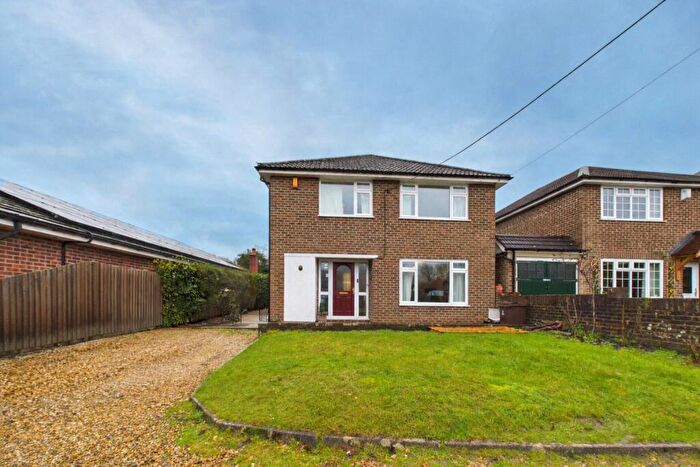 4 Bedroom Detached House For Sale In Grazeley Road, Three Mile Cross, Reading, Berkshire, RG7
