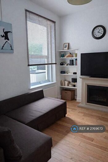 1 Bedroom Flat To Rent In Parish Lane, London, SE20
