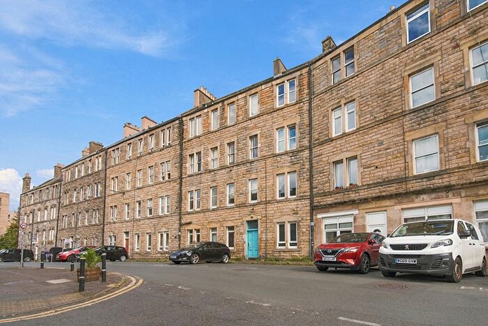 1 Bedroom Flat For Sale In Milton Street, Abbeyhill, Edinburgh, EH8