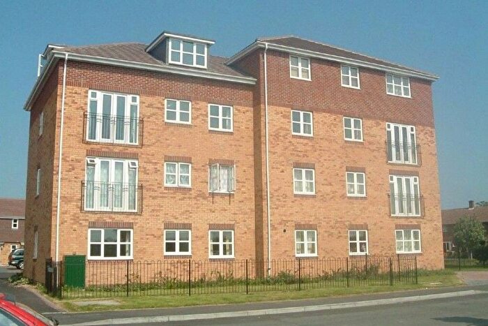2 Bedroom Flat For Sale In Cannon Gate, Slough, SL2