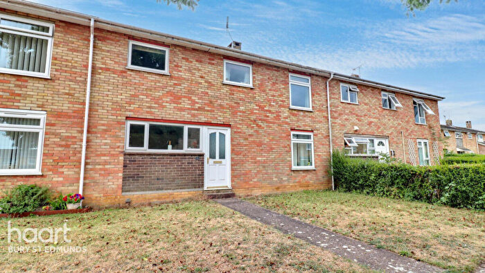 3 Bedroom Terraced House For Sale In Mcintyre Walk, Bury St Edmunds, IP32