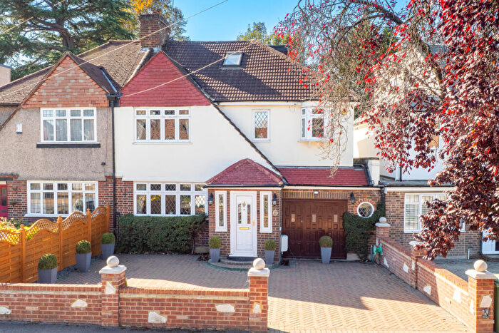4 Bedroom Semi-Detached House For Sale In Ewell Park Way, Ewell, Epsom, Surrey, KT17