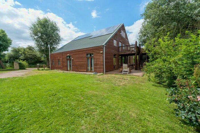 18 Bedroom Detached House For Sale In Downs Road, Standlake, OX29