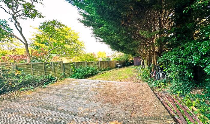 1 Bedroom Flat To Rent In Fourth Avenue, Garston, Watford, WD25
