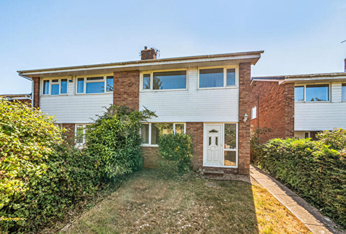 3 Bedroom Semi-Detached House For Sale In Nightingale Gardens, Nailsea, Bristol, Somerset, BS48