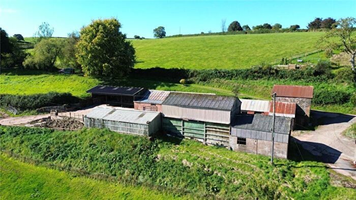 6 Bedroom Equestrian Facility For Sale In Loxbeare, Tiverton, Devon, EX16