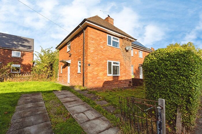 2 Bedroom Semi Detached House For Sale In Stamford Road, Blacon, Chester, Cheshire, CH1