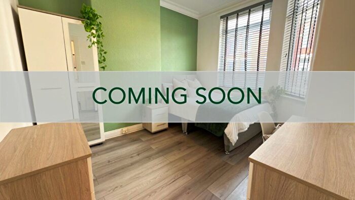 4 Bedroom House To Rent In Redruth Street, Manchester, M14