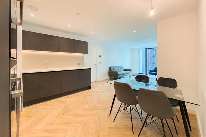 2 Bedroom Apartment To Rent In Elizabeth Tower, M15