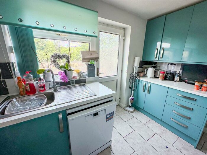 3 Bedroom Semi-Detached House For Sale In Woodford Close, Great Clacton, Essex, CO15
