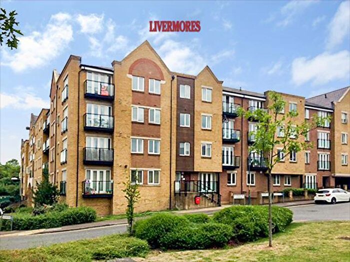 1 Bedroom Flat To Rent In Black Eagle Drive, Northfleet, Kent., DA11