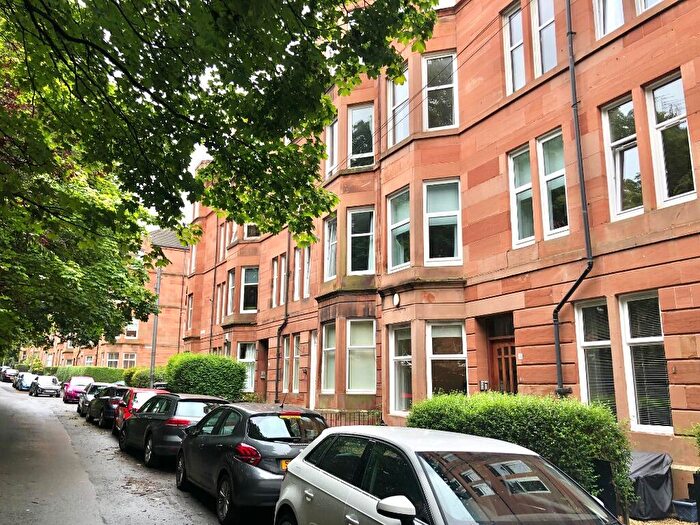 2 Bedroom Flat To Rent In Bellwood Street, Glasgow, G41