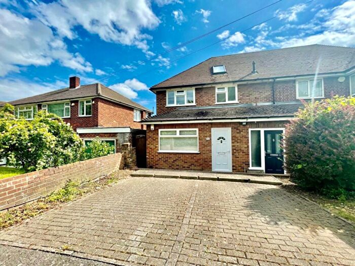1 Bedroom Maisonette For Sale In Park Mead, Sidcup, Kent, DA15