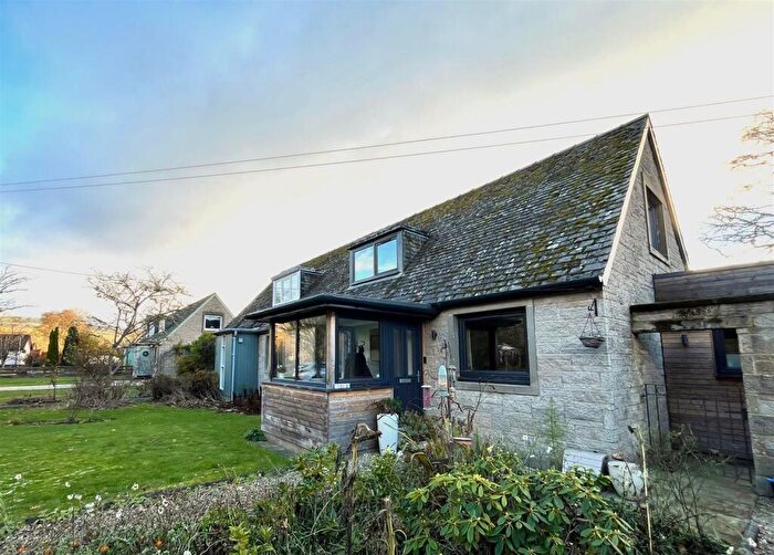 3 Bedroom Semi-Detached House To Rent In Tummel Crescent, Pitlochry, PH16