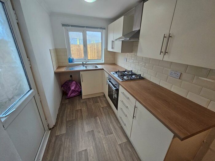 2 Bedroom Terraced House To Rent In Fern Street, SA5