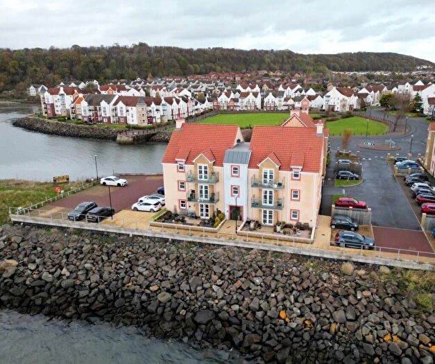 3 Bedroom Apartment For Sale In Harbour Place Dalgety Bay, KY11