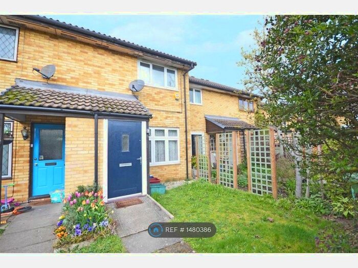 2 Bedroom Terraced House To Rent In Wainwright Grove, Isleworth, TW7