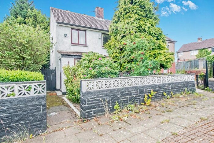 3 Bedroom Semi-Detached House For Sale In Kirkwall Drive, Holmewood, Bradford, West Yorkshire, BD4