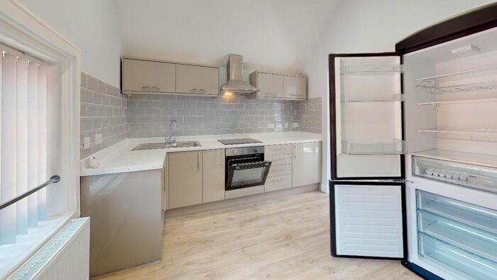 1 Bedroom Flat To Rent In High Street, Coleshill, B46