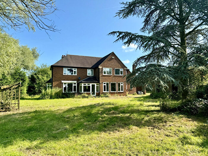 Detached House For Sale In Thimblehall Lane, Newport, HU15