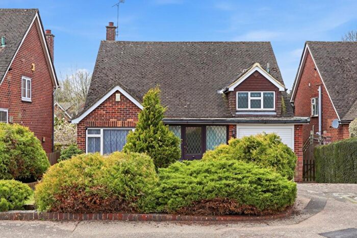 3 Bedroom Detached House For Sale In The Belvoir, Ingatestone, CM4