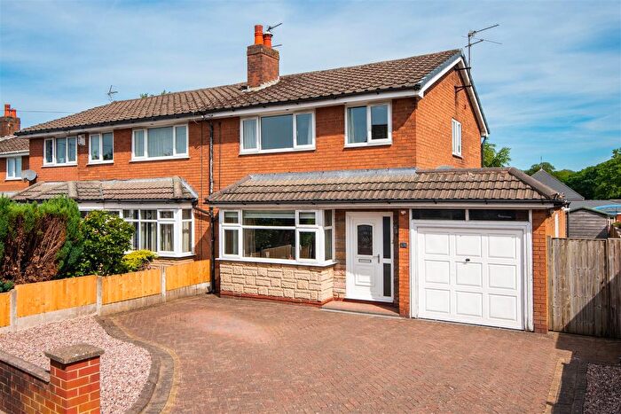 3 Bedroom Semi-Detached House For Sale In Collingwood Road, Chorley, PR7