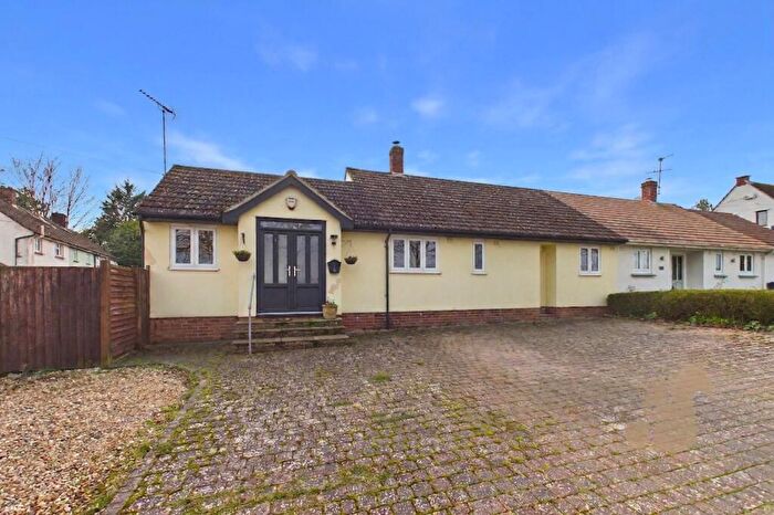 2 Bedroom Semi-Detached Bungalow For Sale In Cliffield, Shalford, CM7