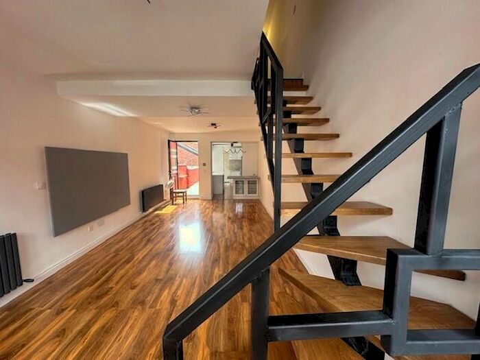 4 Bedroom Terraced House To Rent In Marshall Street, Leicester, LE3