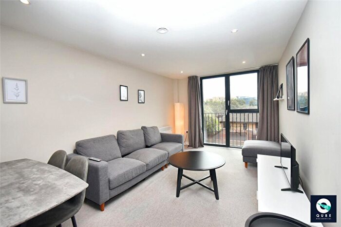 2 Bedroom Property For Sale In Chavasse Apartments, Lydia Ann St, Liverpool, L1
