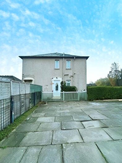 2 Bedroom Flat To Rent In Union Road, Camelon, Falkirk, Stirlingshire, FK1
