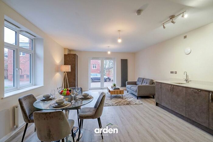 2 Bedroom Flat For Sale In Valentine Road, Birmingham, B14
