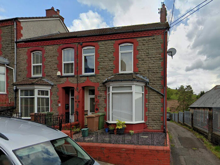 3 Bedroom End Of Terrace House To Rent In Bryngelli Terrace, Abertridwr, CF83