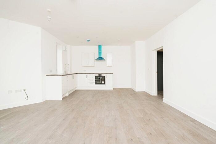 2 Bedroom Flat To Rent In Trulock Road, Tottenham, London, N17