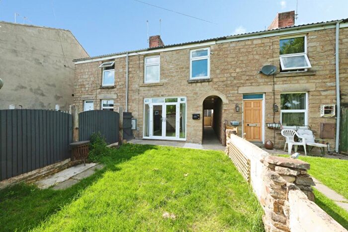 3 Bedroom Terraced House For Sale In High Street, New Whittington, Chesterfield, S43