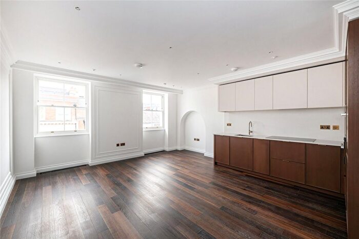 1 Bedroom Flat To Rent In Charles Street, Mayfair, London, W1J