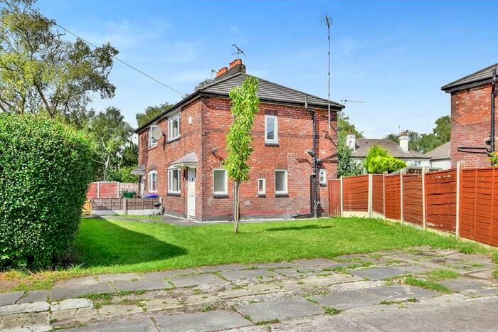 2 Bedroom Semi-Detached House To Rent In Westcroft Road, Manchester, M20
