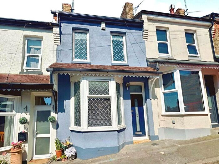 2 Bedroom Terraced House For Sale In Syndale Place, Ramsgate, Kent, CT11