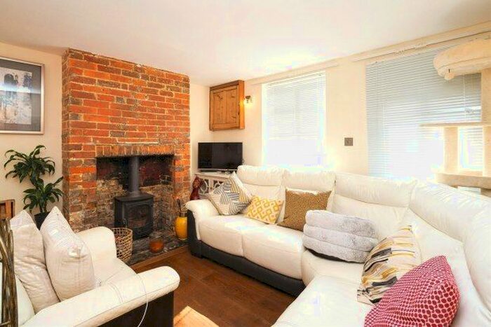 2 Bedroom Cottage To Rent In Berners Hill, Wadhurst, TN5