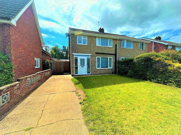 6 Bedroom House To Rent In Fieldview, Norwich, NR5