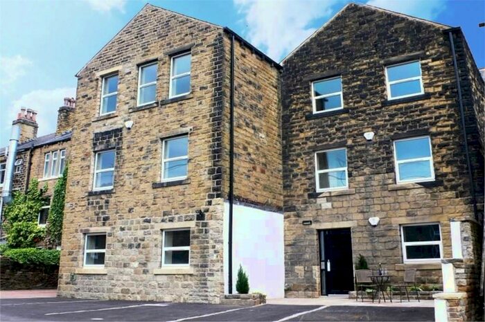 2 Bedroom Apartment To Rent In Wakefield Road, Denby Dale, Huddersfield, HD8