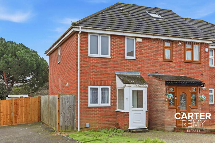 2 Bedroom End Of Terrace House For Sale In Burdetts Road, Dagenham, RM9